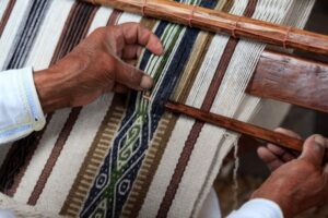 Inicia registro masivo de artesanos en Otavalo
