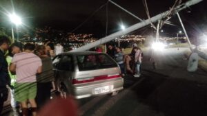 Conductor herido en Pishilata al chocar contra un poste