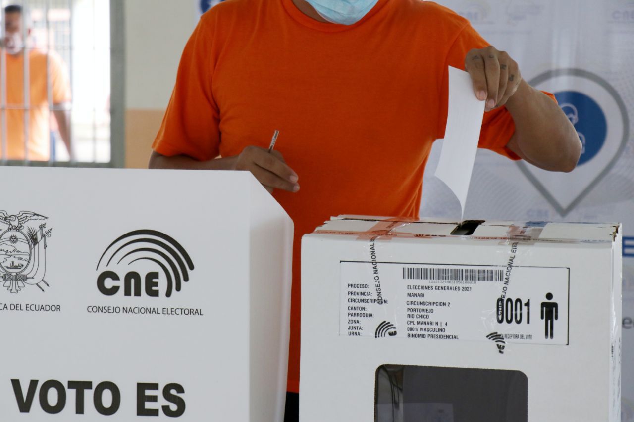ELECCIONES. El CNE inicia la Segunda Vuelta con el voto de Personas Privadas de la Libertad.
