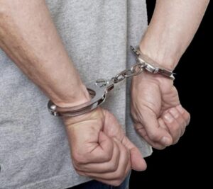 Hombre es acusado de violar a una menor en Ambato