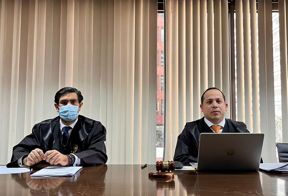 MAGISTRADOS. Luis Rivera (izquierda), Byron Guillén (derecha), dos de los jueces que integran el Tribunal de Revisión de la CNJ.