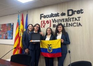 PUCE Ambato es reconocida en  jornada internacional de innovación