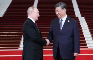 Putin llega a Pekín para una visita de dos días en la que se reunirá con Xi