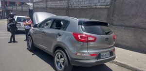 Carro robado es recuperado por la Policía en Ambato