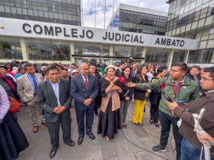 Autoridades de Ambato se mantienen firmes en no elevar el pasaje urbano