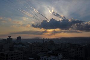 Israel declara el estado de guerra tras ataque múltiple desde Gaza