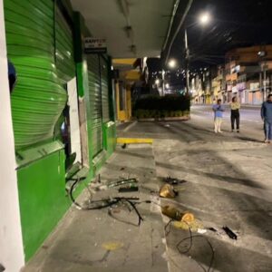 Delincuentes usaron explosivos para robar un cajero automático en Cumbayá