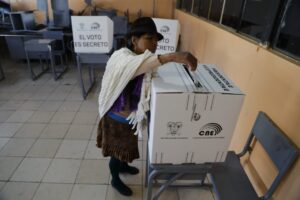 Estas son las cuatro principales novedades de la jornada electoral en Ecuador hasta las 13:00