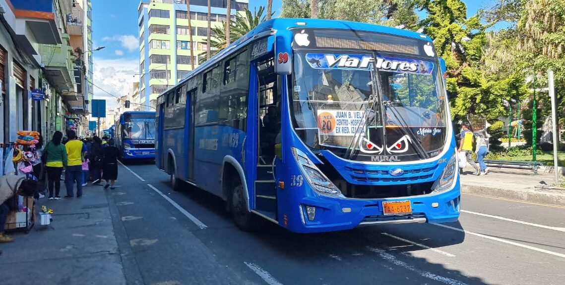 Los transportistas, por la ley buscan, que revea la decisión de no subir el pasaje urbano en Ambato.