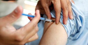 Inicia campaña de vacunación contra influenza en Tungurahua