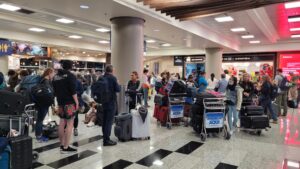 Los ecuatorianos viajan poco en avión y el país está fuera de los principales destinos de vacaciones