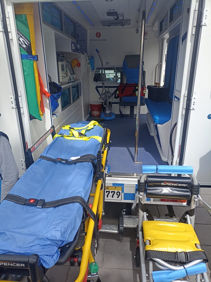 Vehículo. Se esperaba que lleguen al menos ocho ambulancias para Carchi, hasta octubre, pero en noviembre se entregó recién la primera.