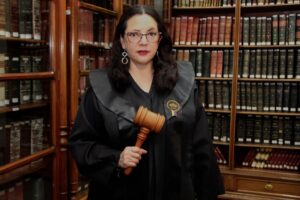La Jueza Camacho, que ha juzgado a varios casos de corrupción política, aspira a la Presidencia de la Corte Nacional