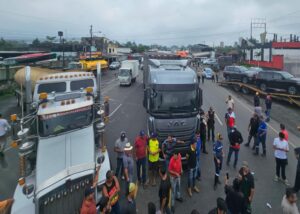 Paro de transportistas pesados suspendido de manera momentánea