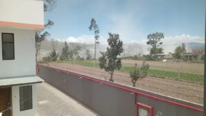 Nubes de polvo afectan a  moradores de Palalá en Izamba