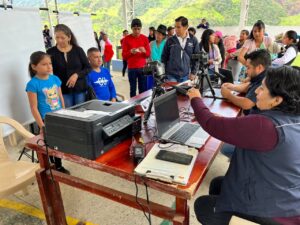 Brigadas móviles entregaron 2.615 cédulas en la zona 7