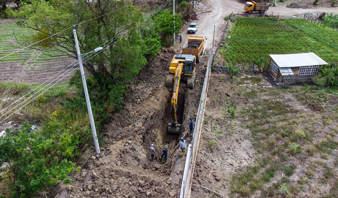 TRABAJO. Limitante de recursos retrasa la ejecución de obras en el cantón Catamayo.