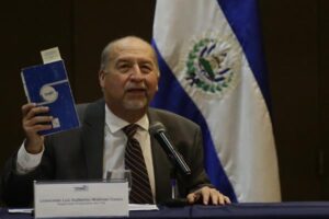 En enero comienza el voto remoto por internet para presidenciales de El Salvador