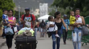 8 de cada 10 migrantes que están en Ecuador sienten temor de volver a su país de origen