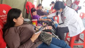 Cruz Roja lanza campaña de donación de sangre en Navidad