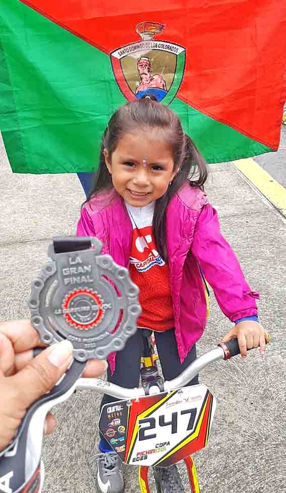 DEPORTISTA. Paulette García Miranda obtuvo medallas por sus participaciones en Walk Bike.