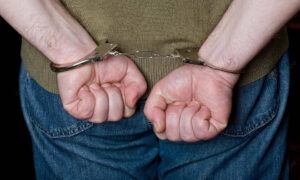 Policía atrapa a sujeto que vendía contenido sexual de su expareja