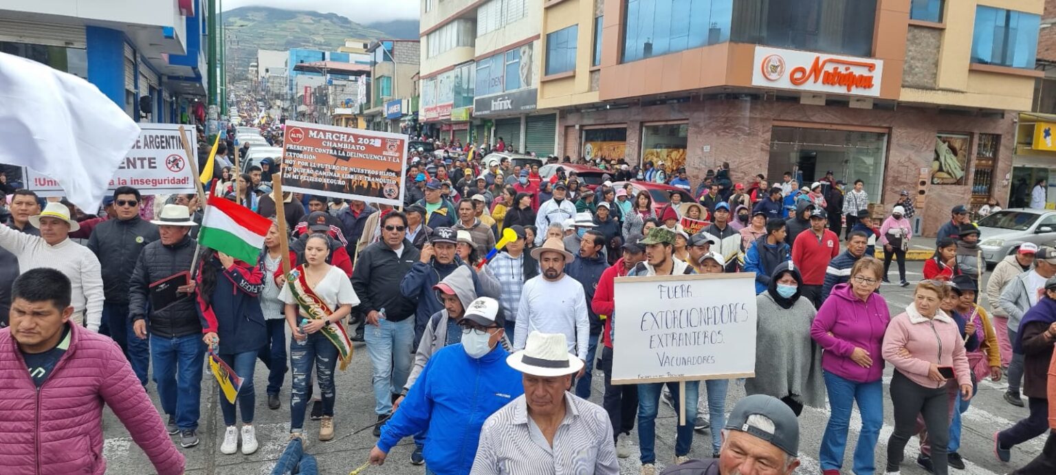 Pelileo marcha contra venezolanos