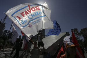 Chile decide el domingo si acepta una constitución conservadora