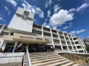 Autoridades del Hospital Isidro Ayora responden a denuncias de corrupción
