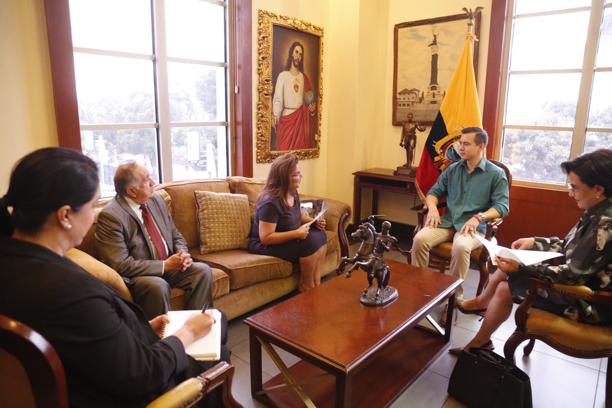 AGENDA. Las actividades diarias del Presidente se manejan con sigilo y discreción. Foto: Presidencia