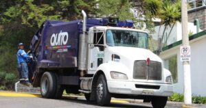 Suspensión del servicio de recolección de basura en diversas zonas de Quito el 28 de diciembre