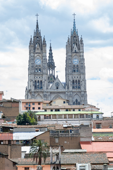 Sectores turísticos de Quito se ven afectados por las medidas impuestas por el Gobierno ante la inseguridad.