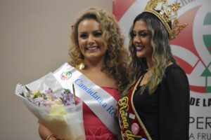 Ángeles Pacheco es la novena candidata inscrita a Reina de Ambato