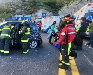 Saldo de accidente de tránsito: 15 personas afectadas y 8 vehículos impactados