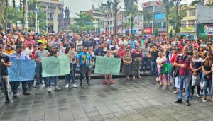 Comerciantes protestan en las calles