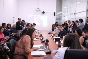 Adrián Castro pide informe de usuarios que, sin orden judicial, habrían realizado seguimiento de teléfonos, no solo de Villavicencio