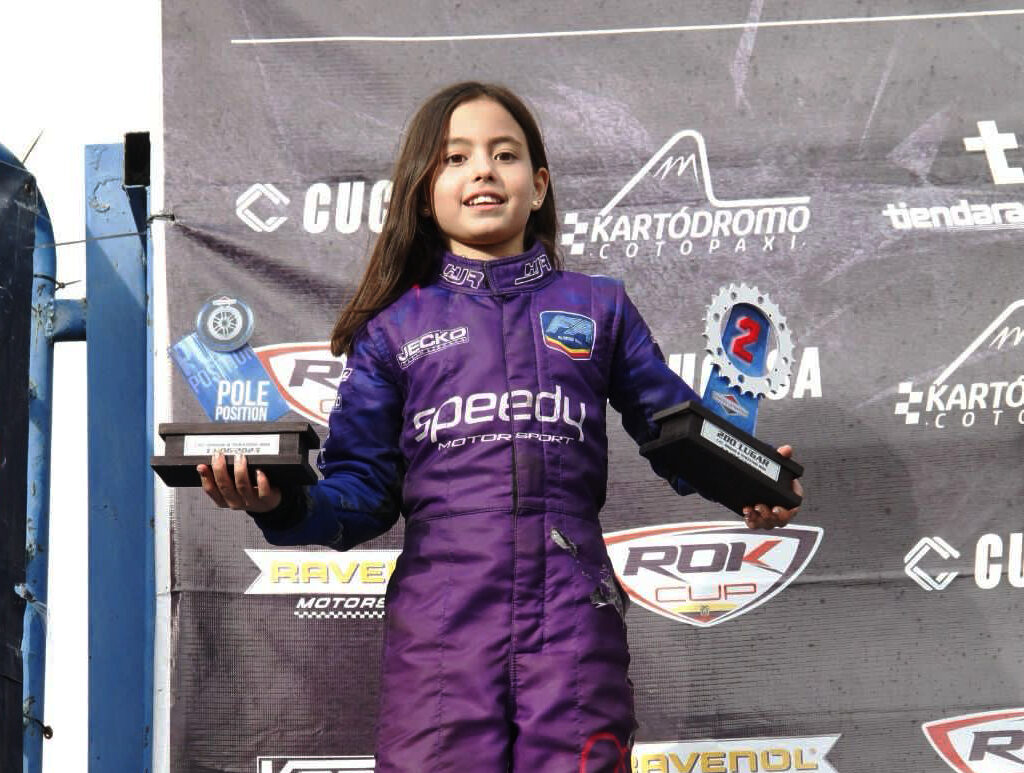 La piloto ambateña Gabriela Freire quiere ser campeona nacional de la Rotax Max Challenge.
