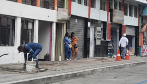 Prostitución prolifera en los alrededores del parque 12 de Noviembre en Ambato