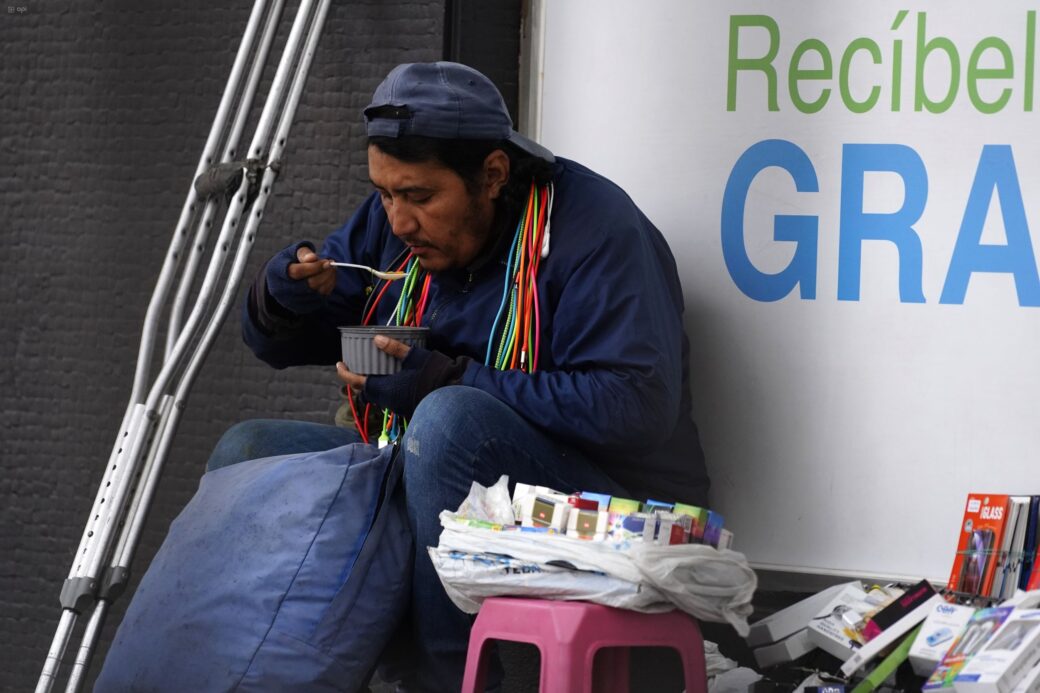 ventas ambulantes cigarrillos ilegales Ecuador