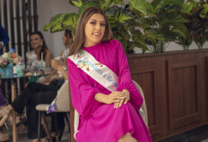 Camila Vallejo, candidata a Reina de Ambato