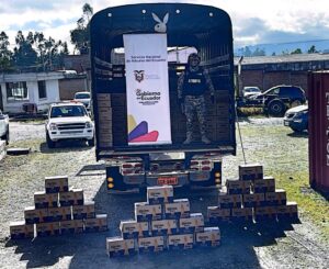 Incautan $40.000 en cervezas de contrabando en Carchi