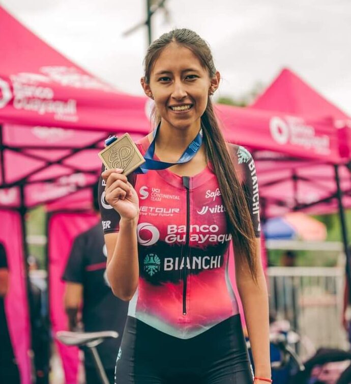 La ciclista ambateña Carol Masabanda obtuvo el tercer lugar en el Campeonato Nacional de Ruta 2024.