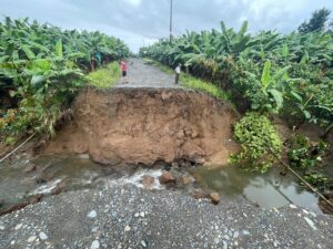 La Maná, afectada por  inundaciones y derrumbes