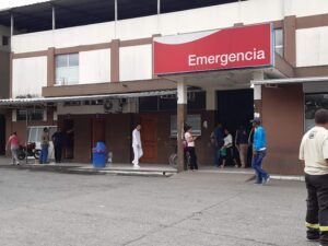 Quejas por estado de tres hospitales de Los Ríos