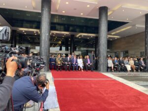 El presidente Daniel Noboa asistió a ceremonia de relevo de la Escolta Legislativa