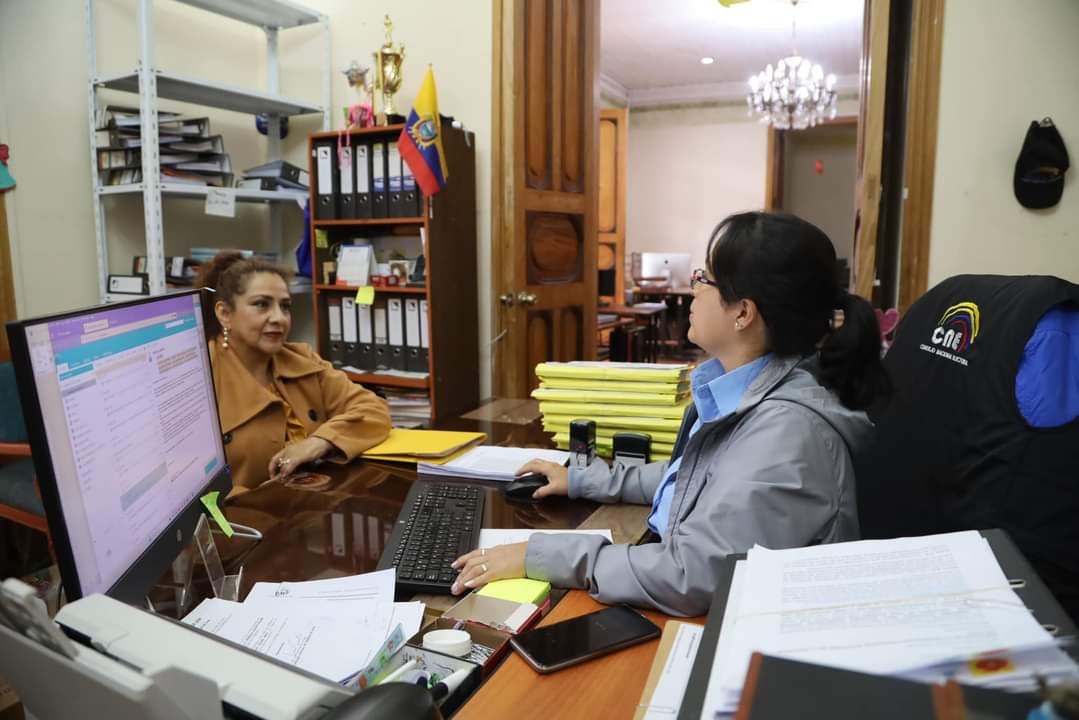 CNE Loja prepara terreno para posible Consulta Popular y Elecciones