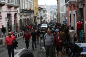 Ecuatorianos y peruanos son los ciudadanos más asaltados de la región