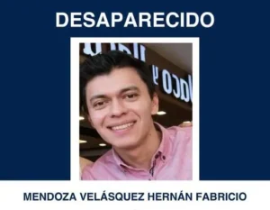 El rostro de uno de los sospechosos de la desaparición de Hernán Mendoza se ve en una cámara de seguridad