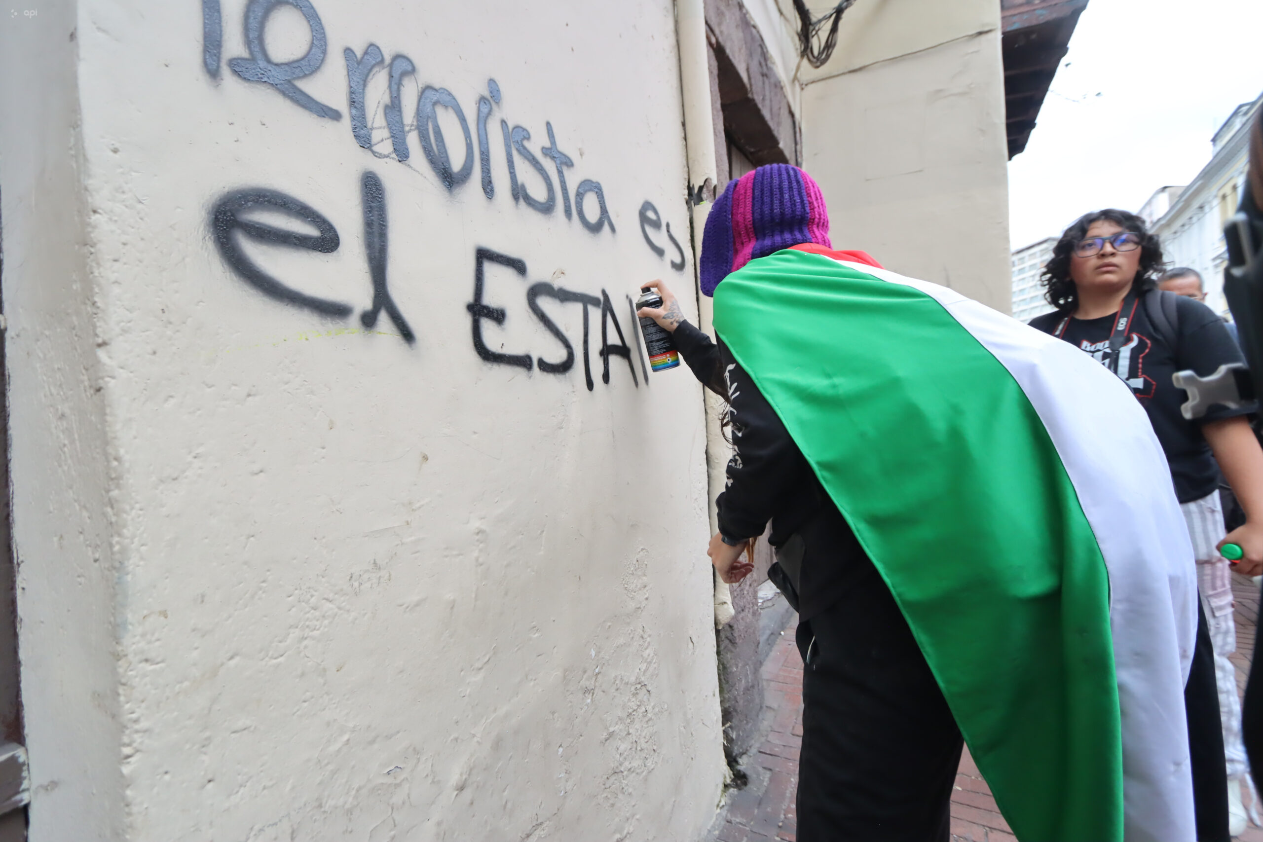 Vandalismo. Según colectivos, las marchas no tienen porqué dañar el patrimonio del Centro Histórico.(Foto: API)