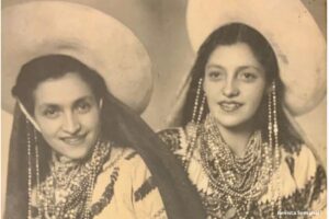 Grandes intérpretes de la música ecuatoriana. El dúo de las hermanas Mendoza Suasti